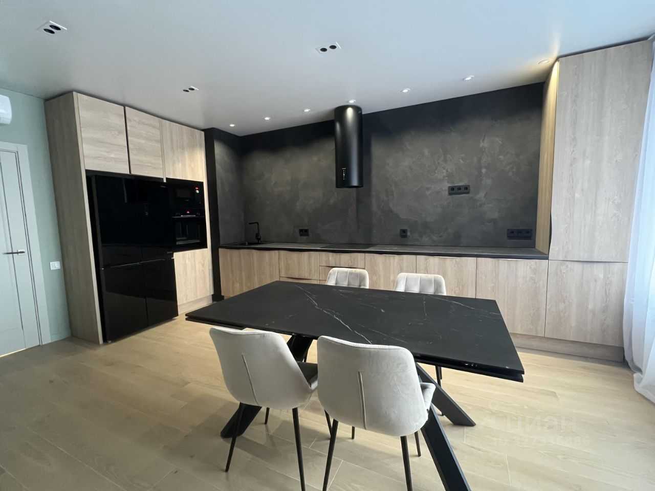 4-комнатная квартира, 110 м² — фотография 3