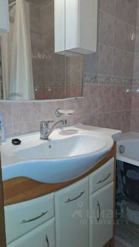 2-комнатная квартира, 52 м² — фотография 3
