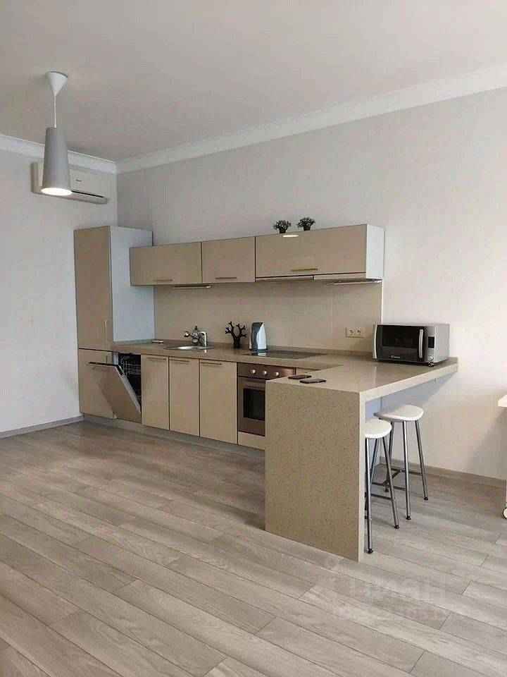 2-комнатная квартира, 70 м² — фотография 2