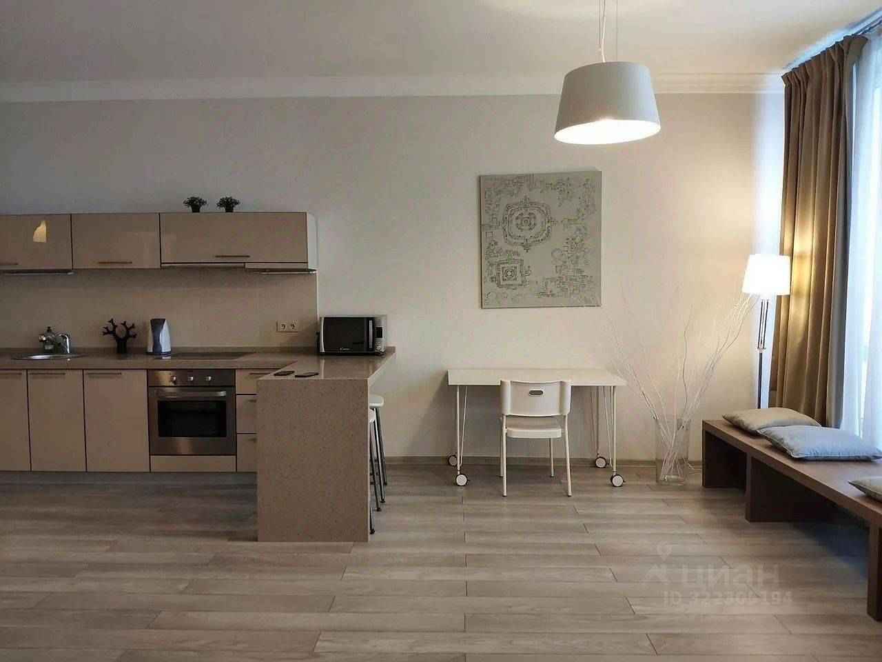 2-комнатная квартира, 70 м² — фотография 3