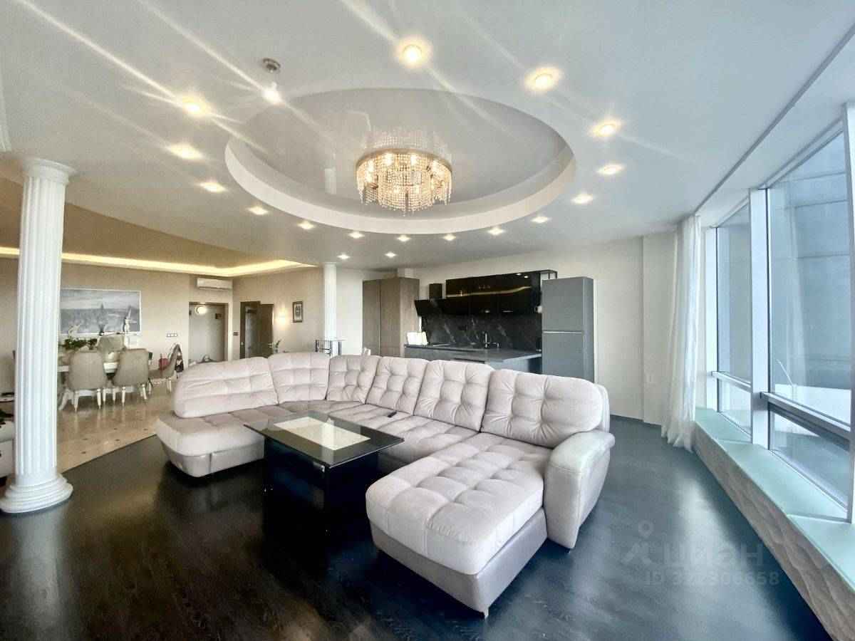 3-комнатная квартира, 150 м²
