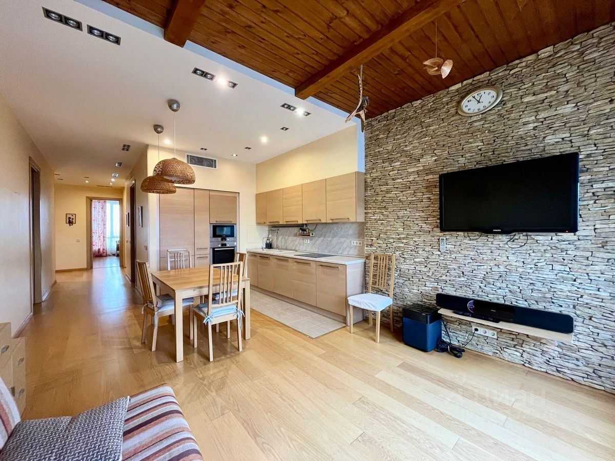 4-комнатная квартира, 120 м²