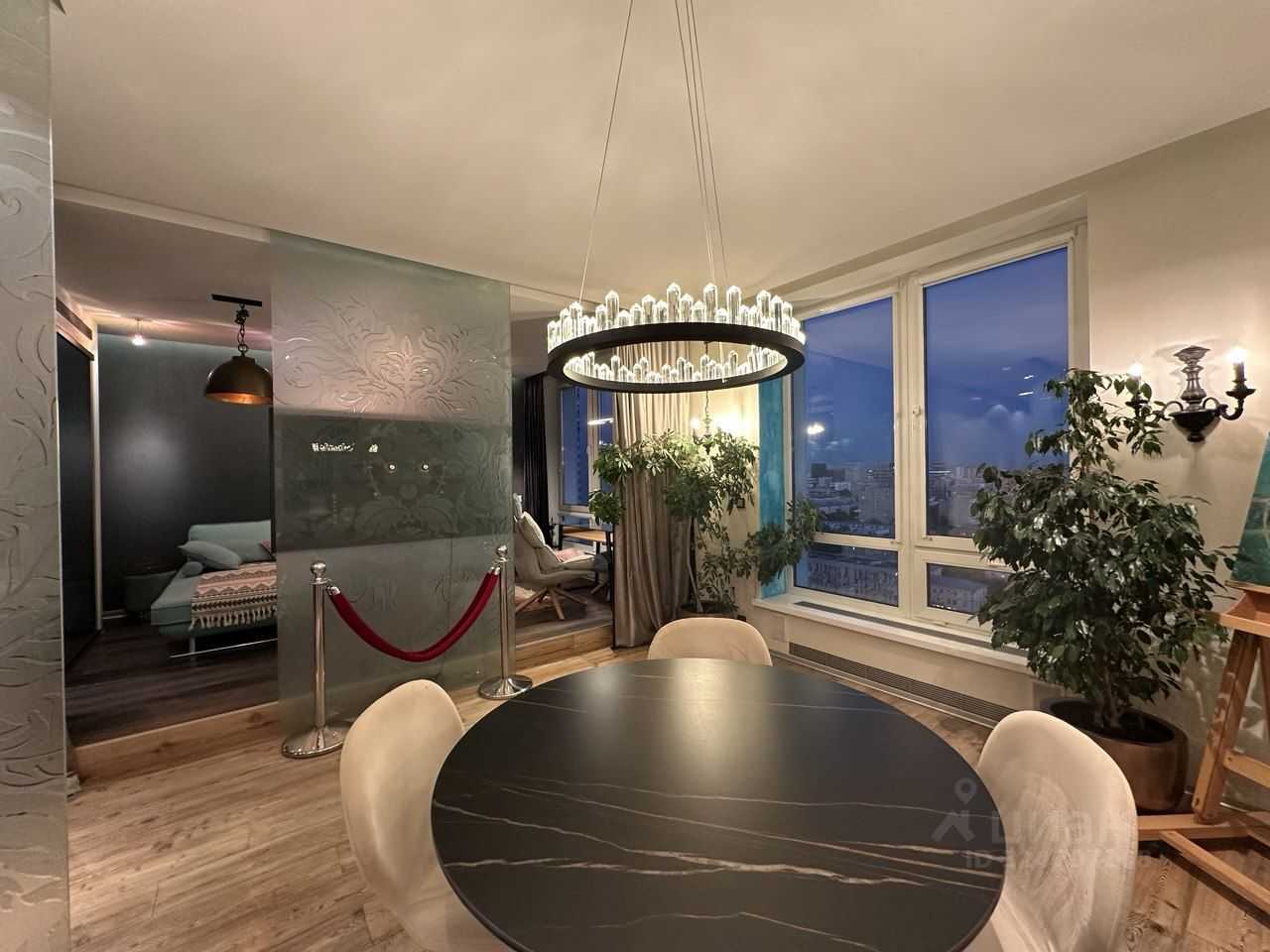 4-комнатная квартира, 126 м² — фотография 3