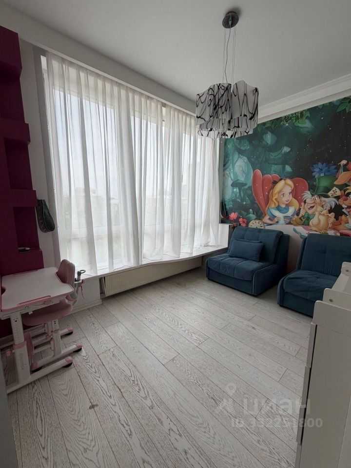 2-комнатная квартира, 66,4 м² — фотография 3