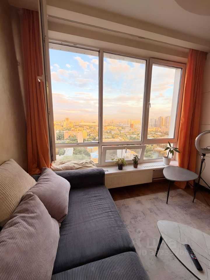2-комнатная квартира, 67 м² — фотография 2