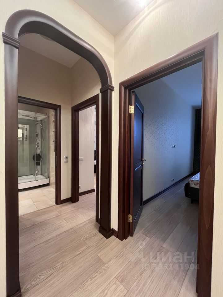 4-комнатная квартира, 120 м² — фотография 2