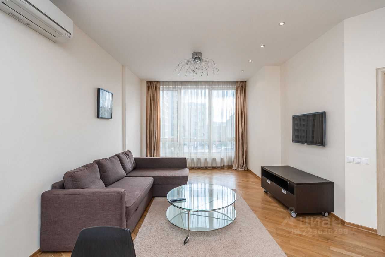 2-комнатная квартира, 70 м² — фотография 2