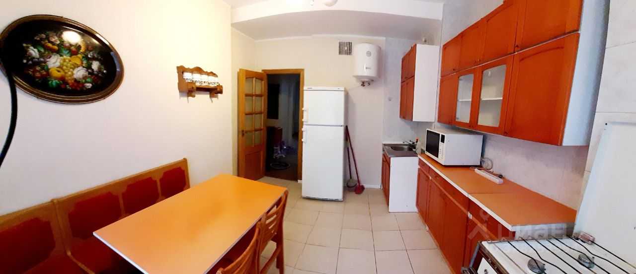 2-комнатная квартира, 42 м² — фотография 2