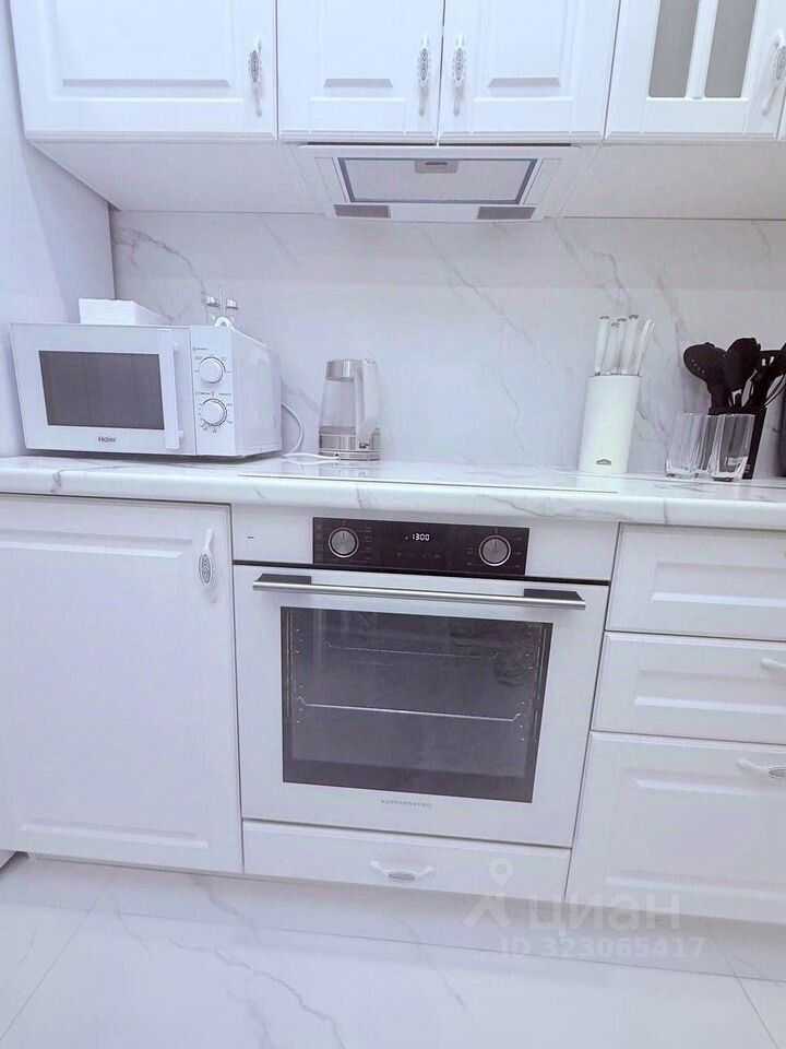 1-комнатная квартира, 52 м² — фотография 3