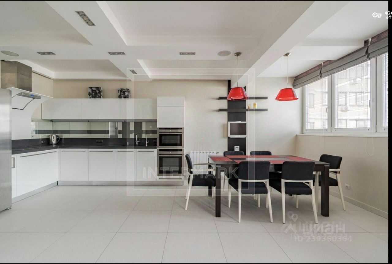 3-комнатная квартира, 120 м² — фотография 2