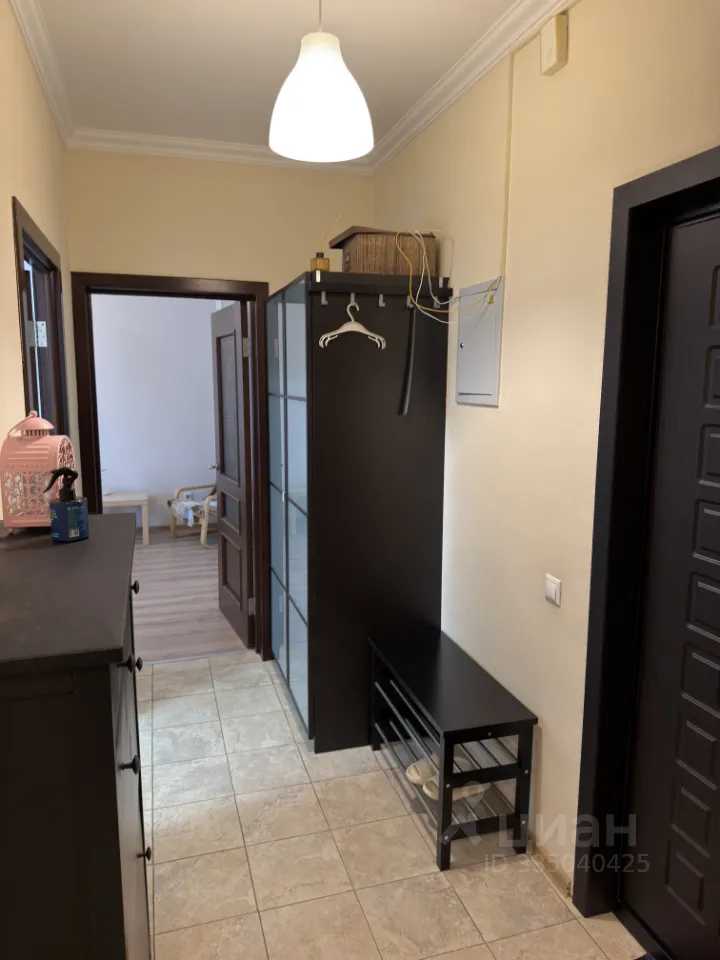2-комнатная квартира, 55 м² — фотография 2