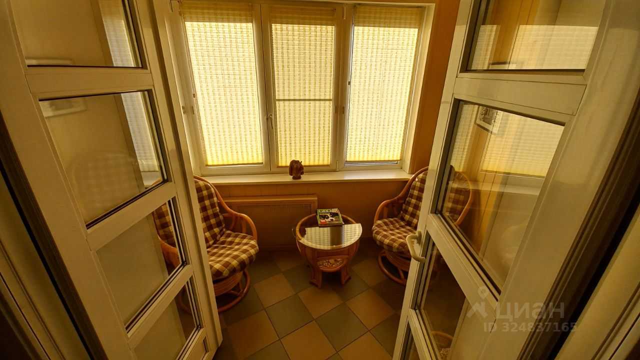 2-комнатная квартира, 106 м² — фотография 3