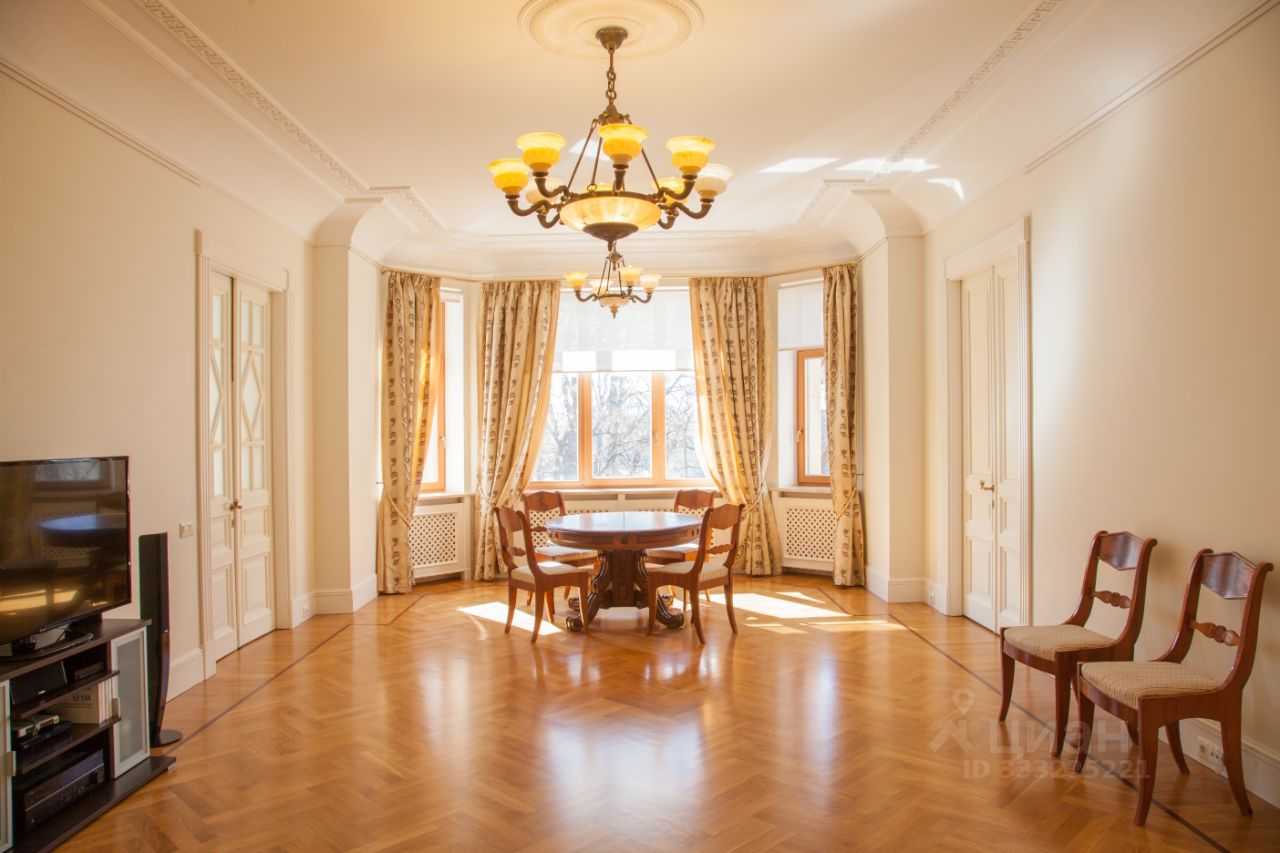 4-комнатная квартира, 172 м²
