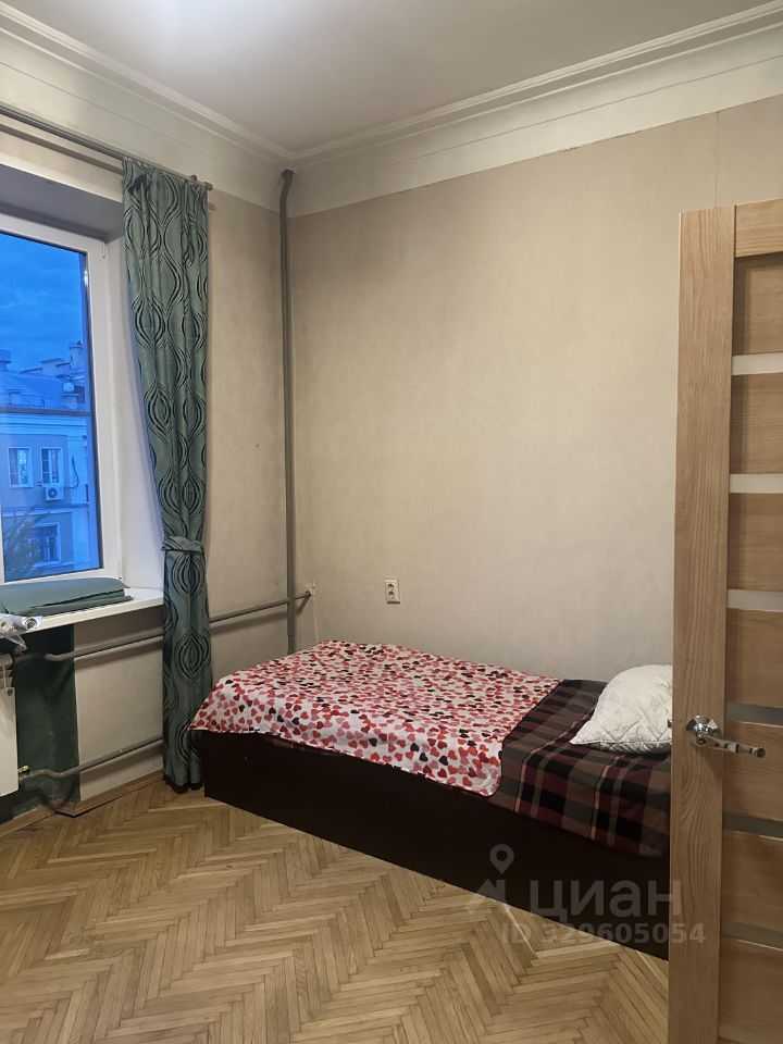 2-комнатная квартира, 76 м² — фотография 3