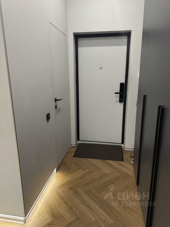 2-комнатная квартира, 66 м² — фотография 2