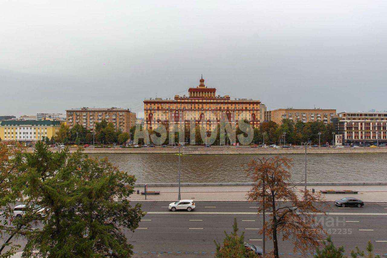 4-комнатная квартира, 167 м²