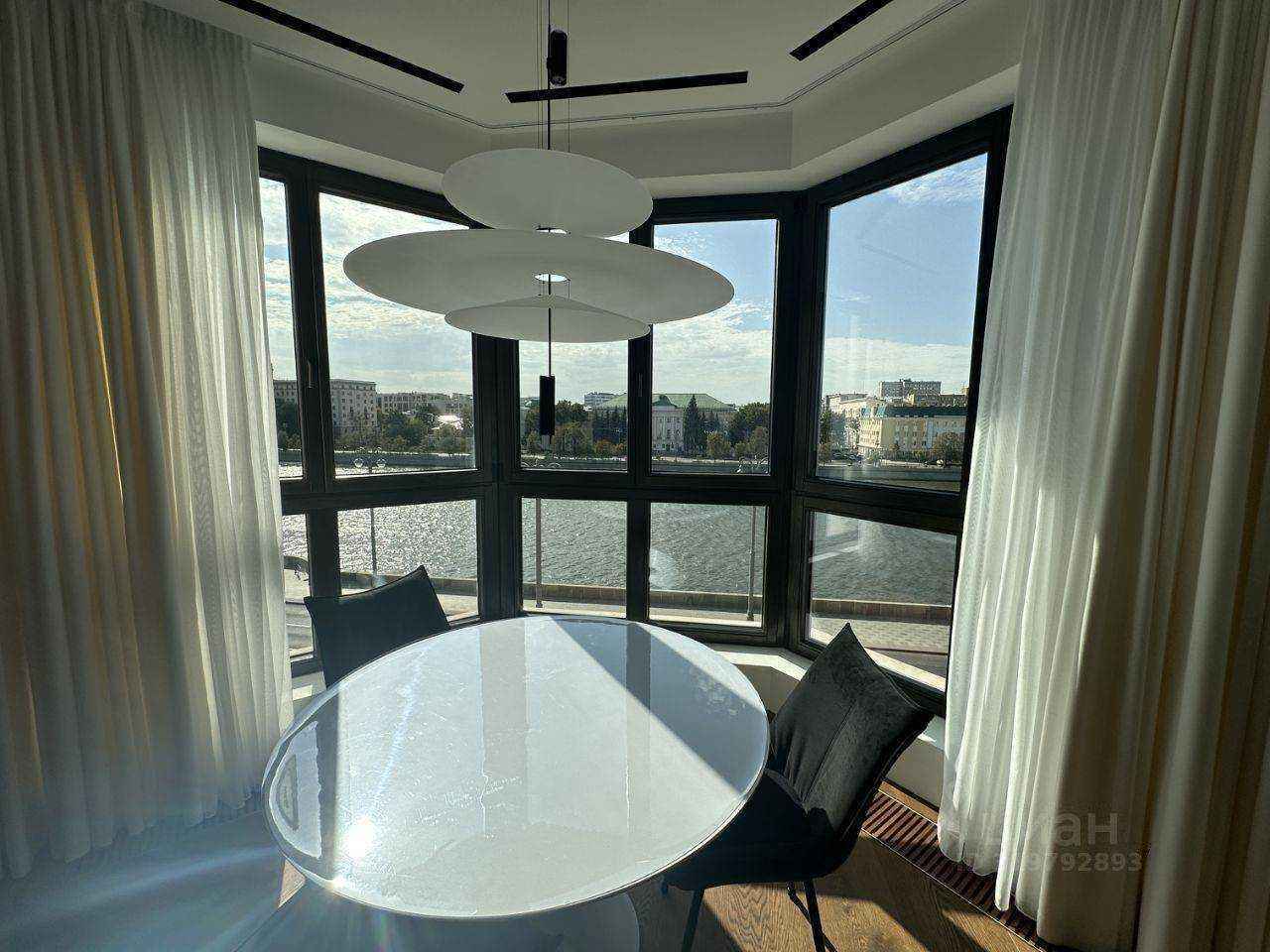 4-комнатная квартира, 110 м² — фотография 3