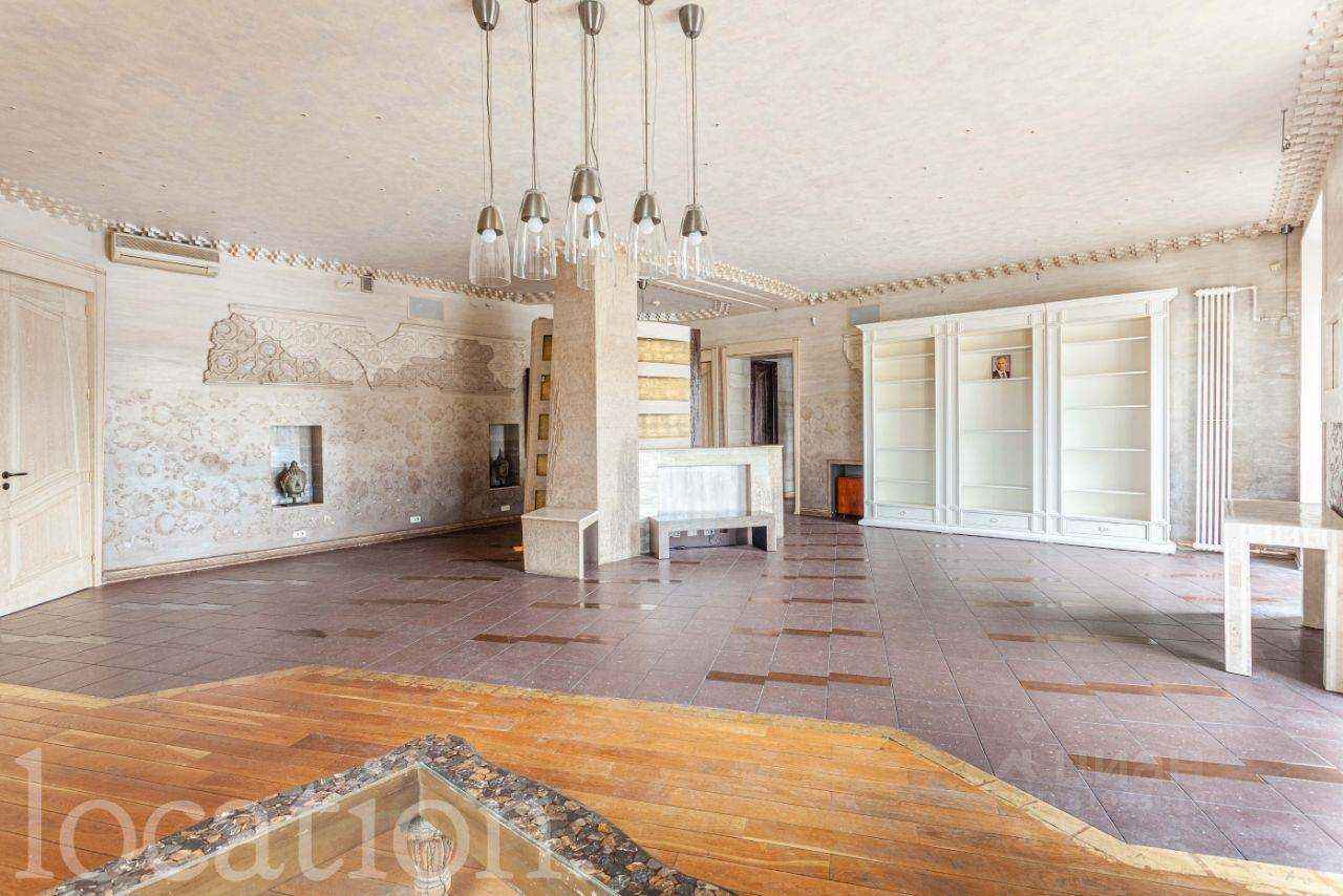 4-комнатная квартира, 166 м² — фотография 3