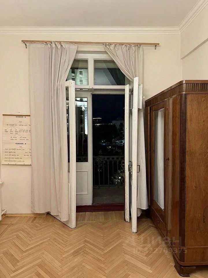 2-комнатная квартира, 62 м² — фотография 3