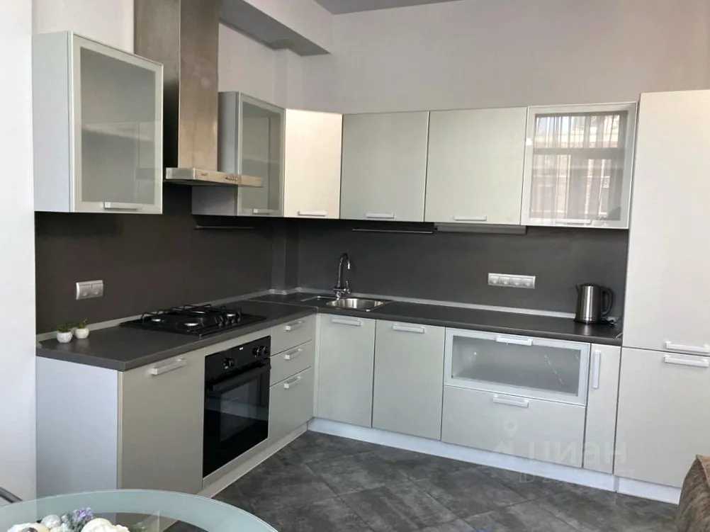2-комнатная квартира, 60 м² — фотография 2