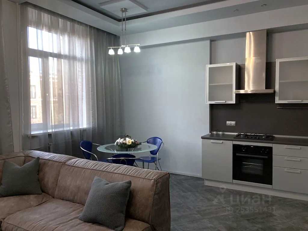 2-комнатная квартира, 60 м² — фотография 3
