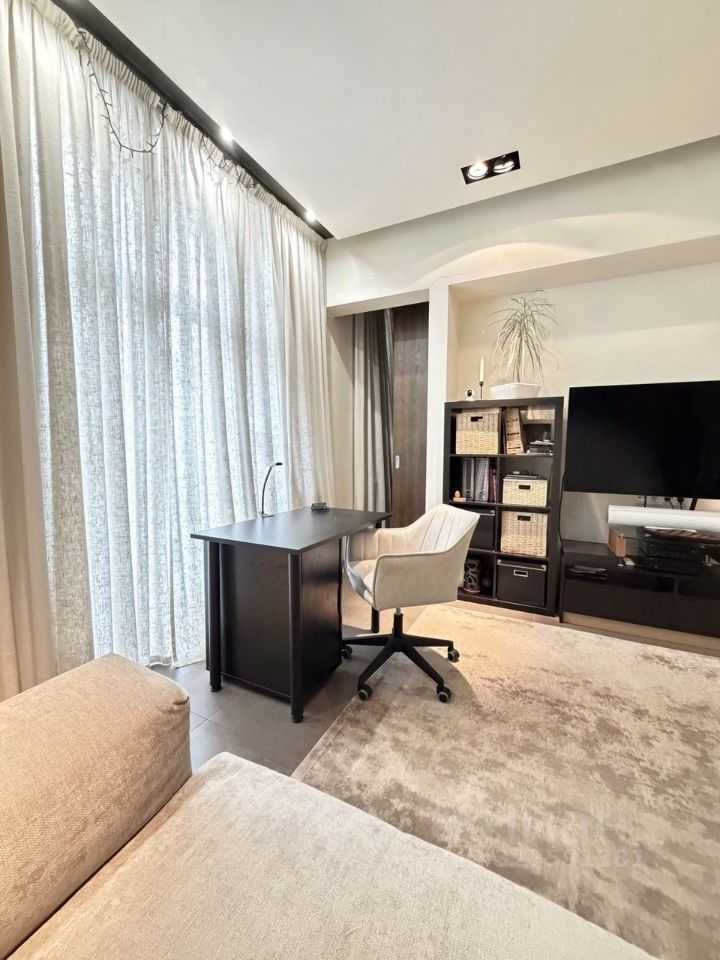 2-комнатная квартира, 56 м² — фотография 3