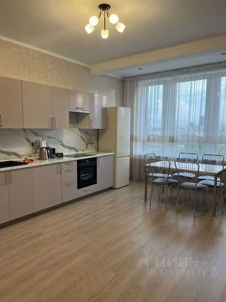 2-комнатная квартира, 80 м² — фотография 2