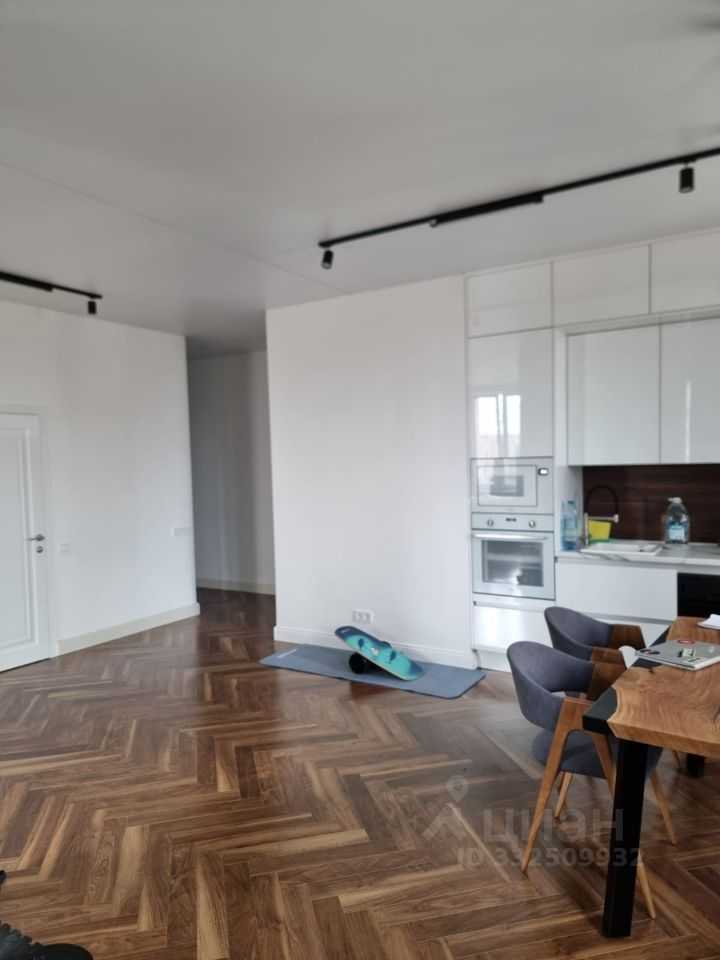 1-комнатная квартира, 67 м² — фотография 3