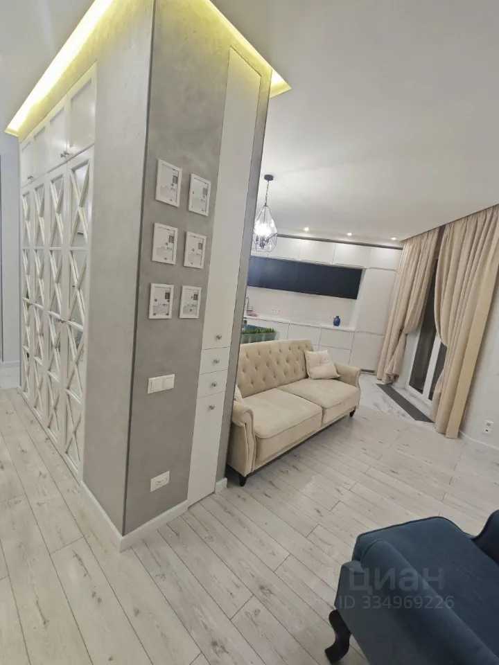 2-комнатная квартира, 76,1 м² — фотография 3