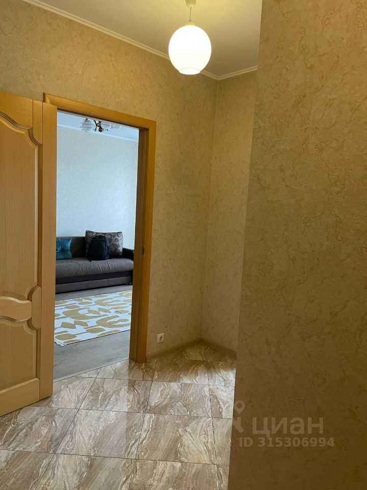 1-комнатная квартира, 38,2 м² — фотография 2