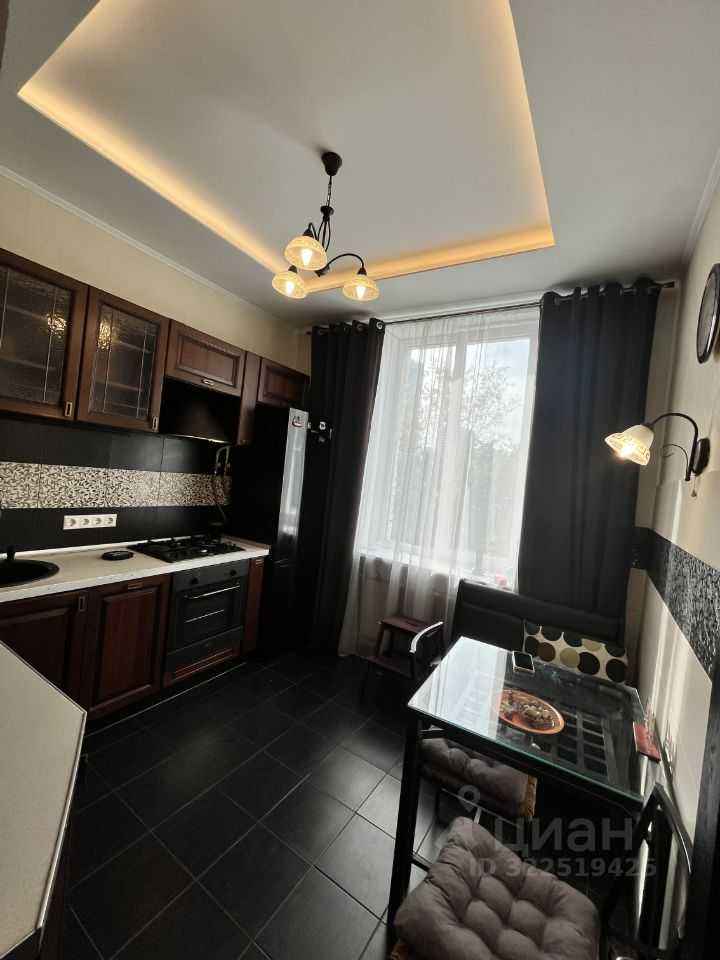 1-комнатная квартира, 60 м² — фотография 2