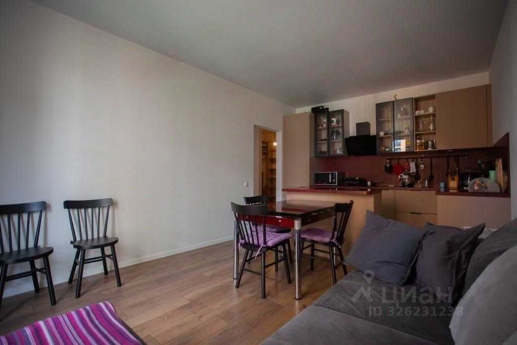 4-комнатная квартира, 110 м² — фотография 2