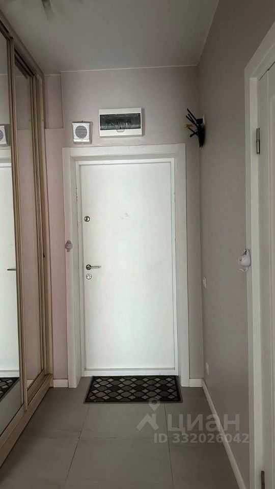 1-комнатная квартира, 37 м² — фотография 2