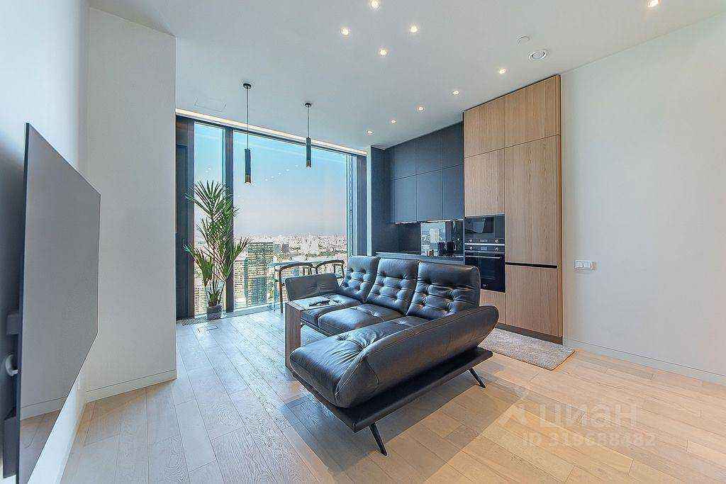 2-комнатная квартира, 62,4 м² — фотография 2