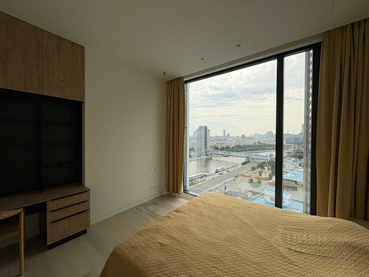 1-комнатная квартира, 52 м² — фотография 3