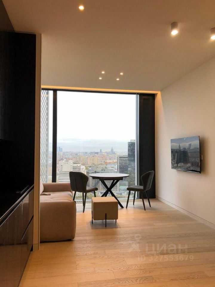 1-комнатная квартира, 50,5 м² — фотография 2