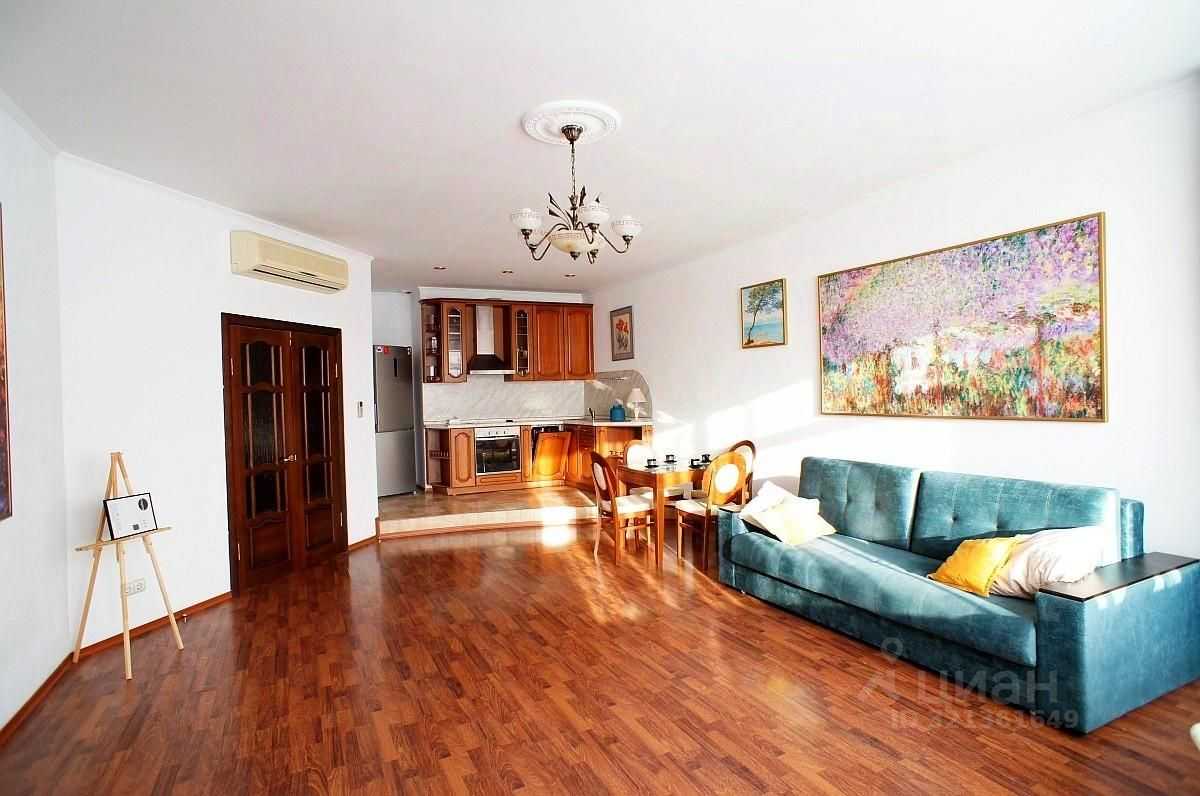 2-комнатная квартира, 82 м²