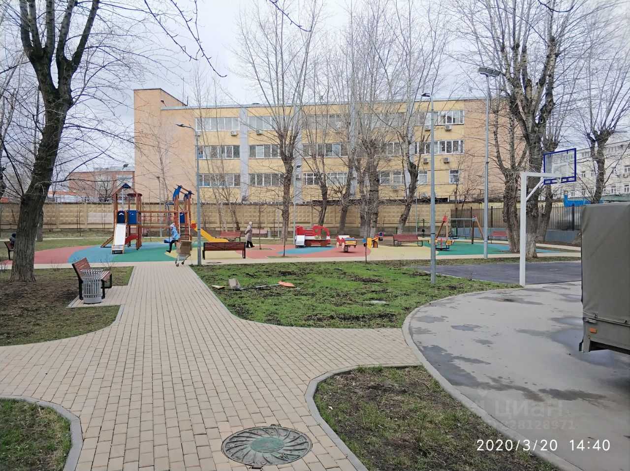 2-комнатная квартира, 55 м² — фотография 2