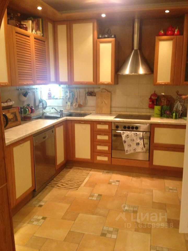 3-комнатная квартира, 65 м² — фотография 2