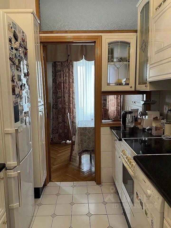 4-комнатная квартира, 95 м² — фотография 2