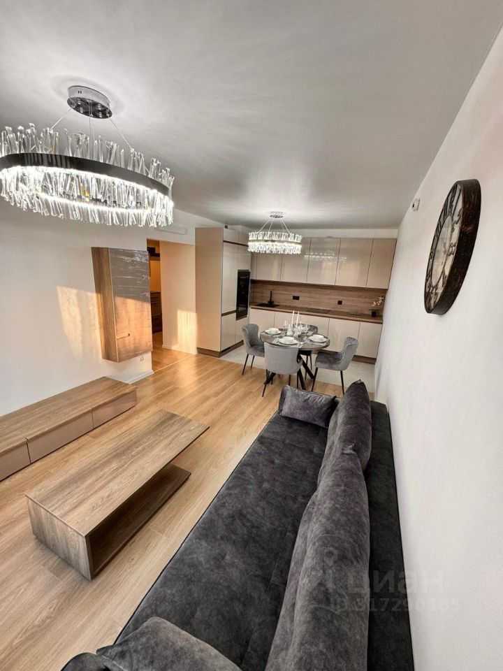 4-комнатная квартира, 80 м² — фотография 3