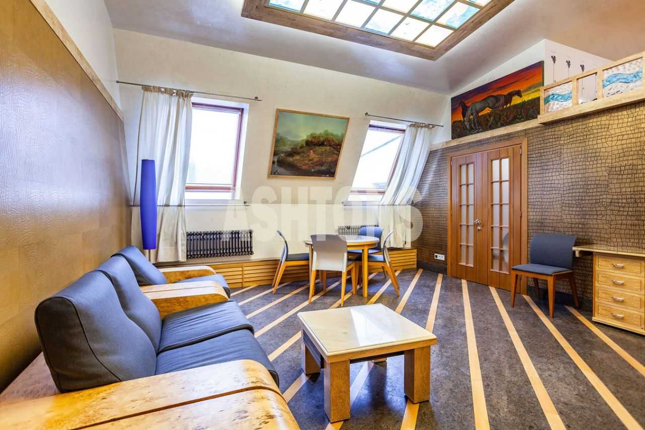 5-комнатная квартира, 140 м²
