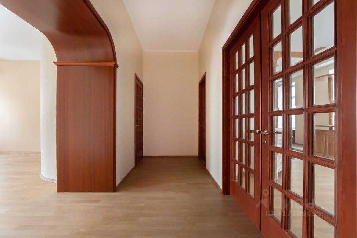 5-комнатная квартира, 200 м² — фотография 2