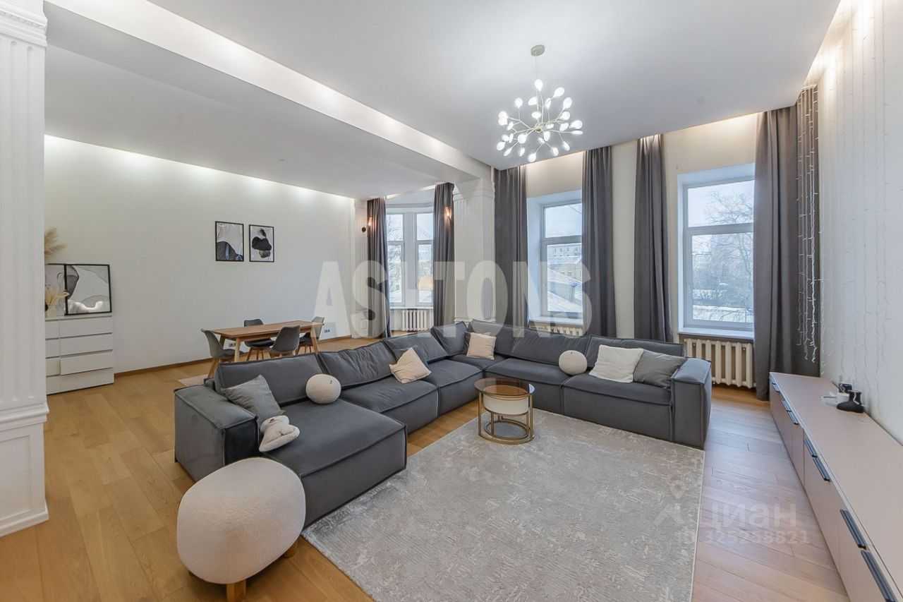 5-комнатная квартира, 213 м²