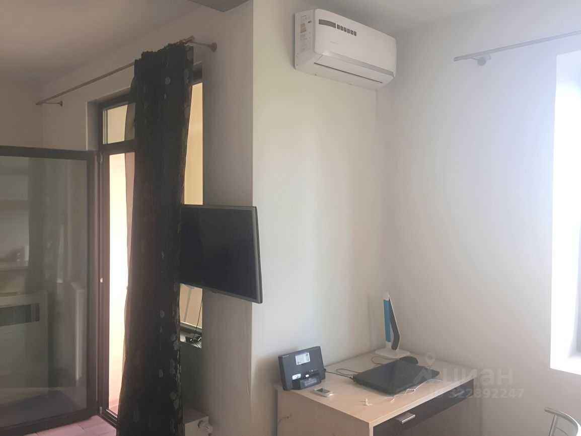 1-комнатная квартира, 42 м² — фотография 2