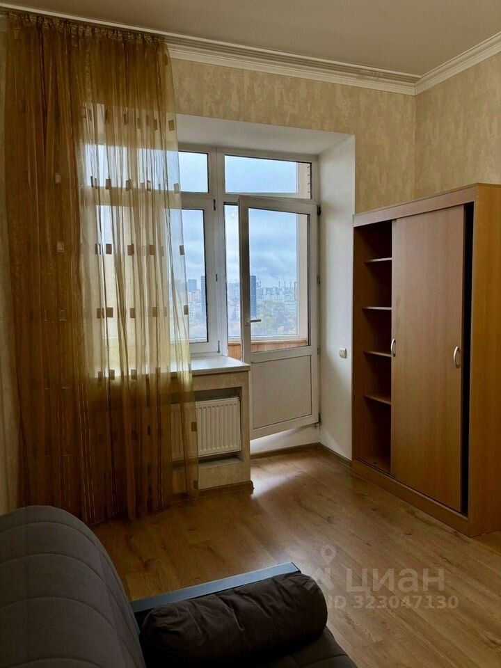 2-комнатная квартира, 67 м² — фотография 3