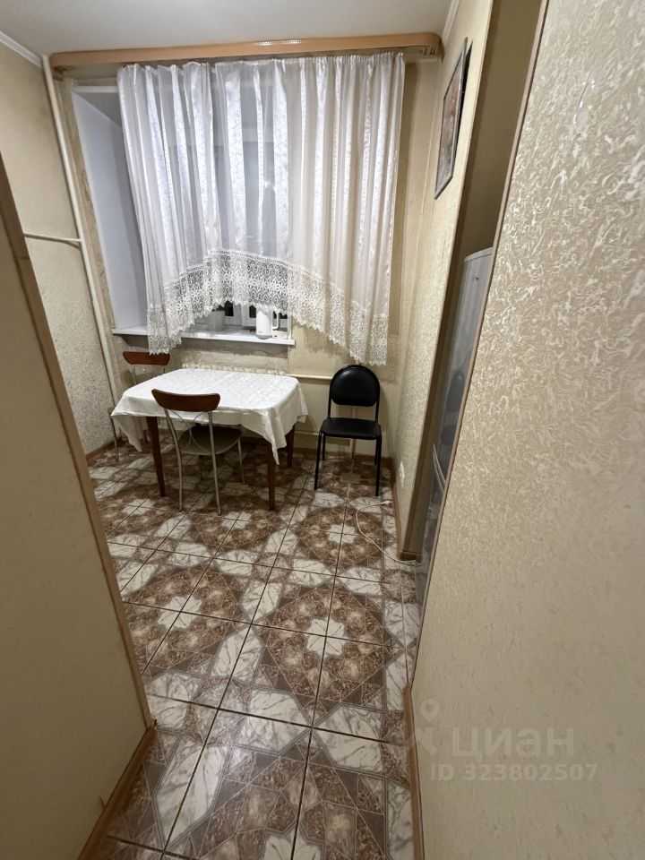 2-комнатная квартира, 56 м² — фотография 2