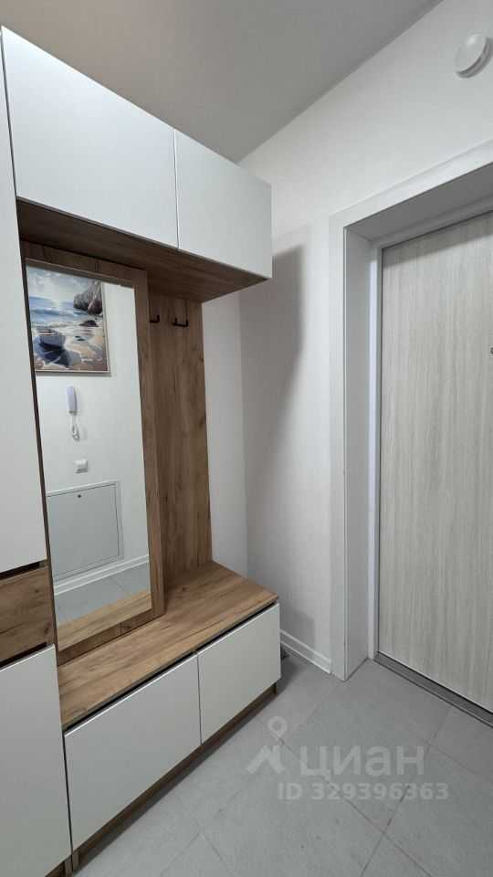 2-комнатная квартира, 63 м² — фотография 3