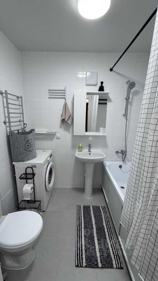 2-комнатная квартира, 63 м² — фотография 2