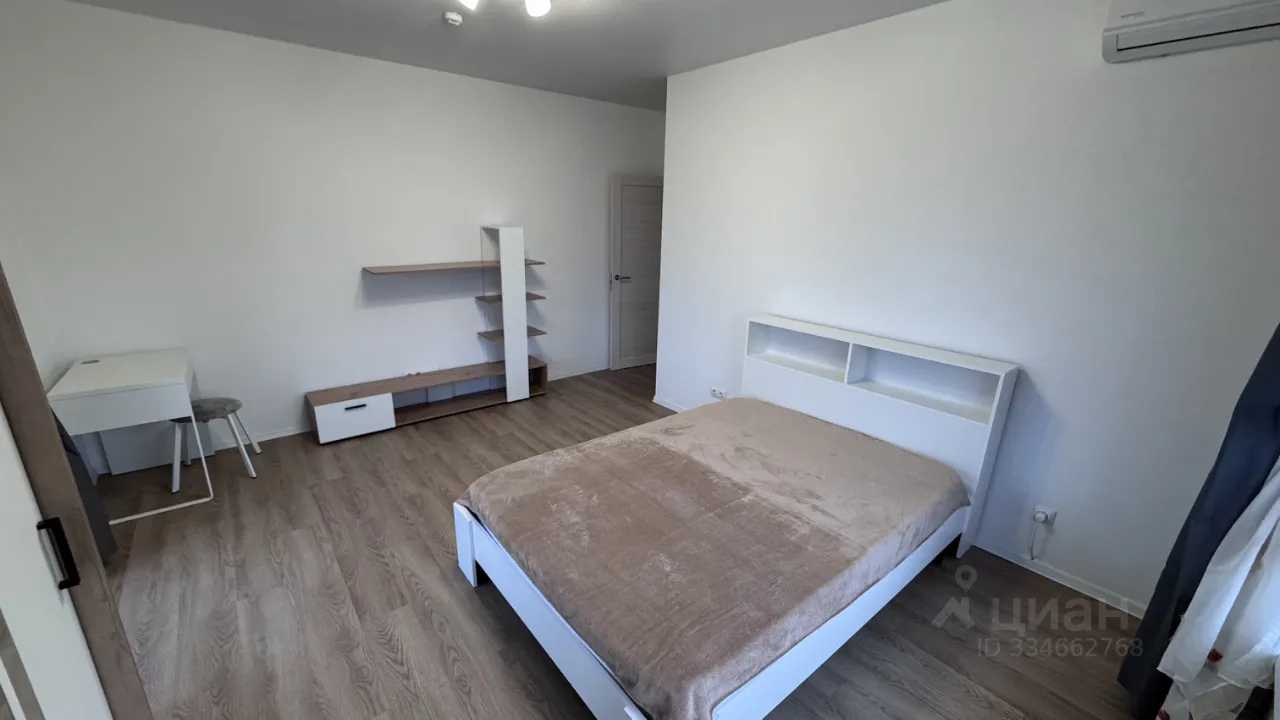 2-комнатная квартира, 63 м² — фотография 3